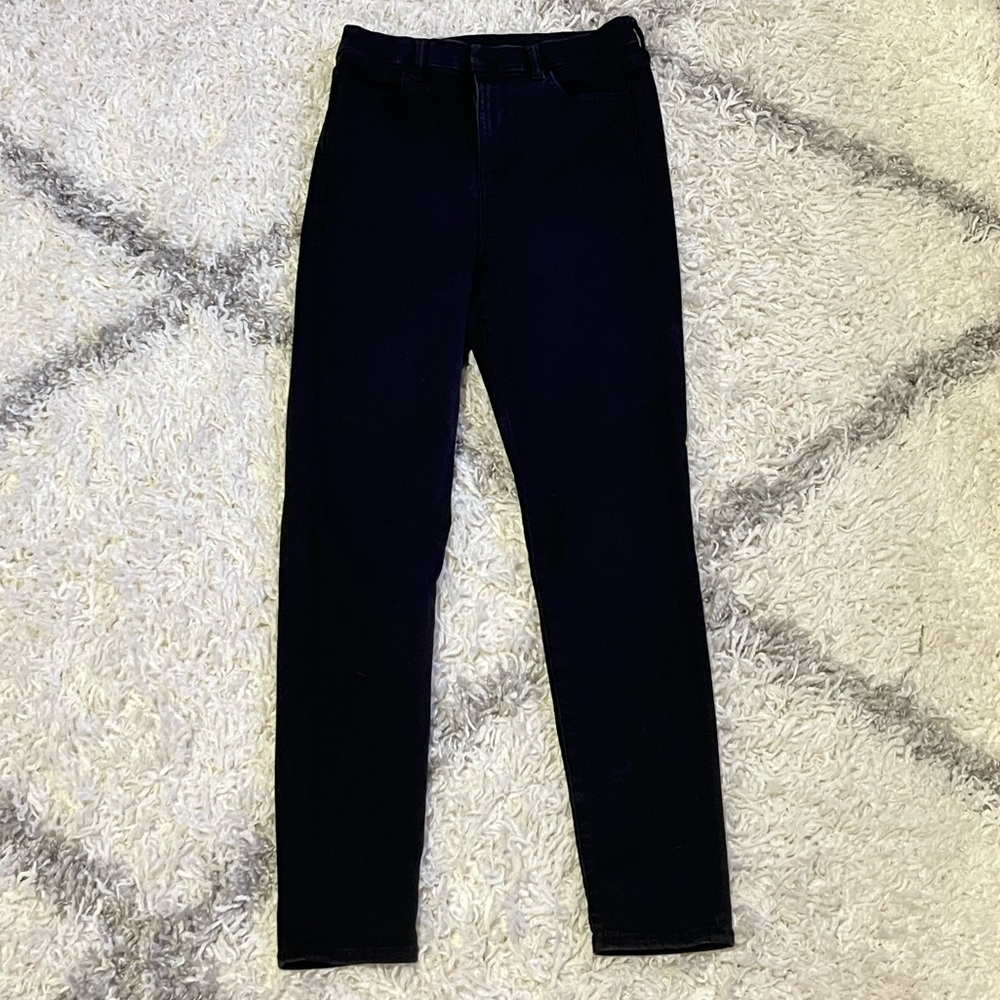 American Eagle Next Level Stretch Curvy Highest Waist Jegging in Black